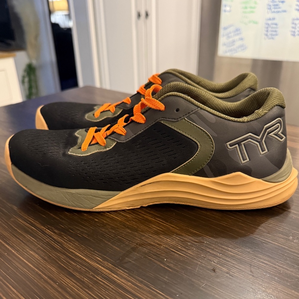 TYR Trainers
